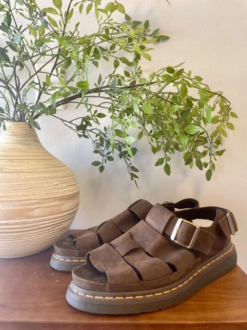 Dr. Martens Flash Fisherman Sandals in Brown Leather Men's Size 11